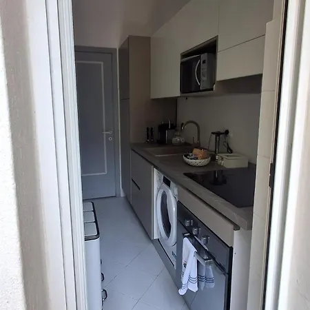 Black And White Family , 2 Bedrooms, Air Conditioning Apartamento